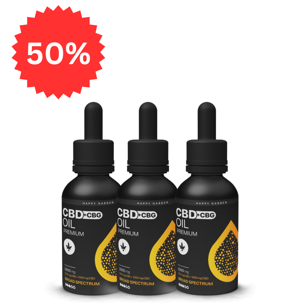 Három üveg 3XHappy Garden CBG & CBD olaj 2000 mg (30ml - 1000 mg CBG + 1000 mg CBD) MCT olajjal, fekete címkékkel és cseppentős kupakkal, sorba rendezve. A piros csillagszóró az "50%" CBD Europe kedvezményt mutatja.