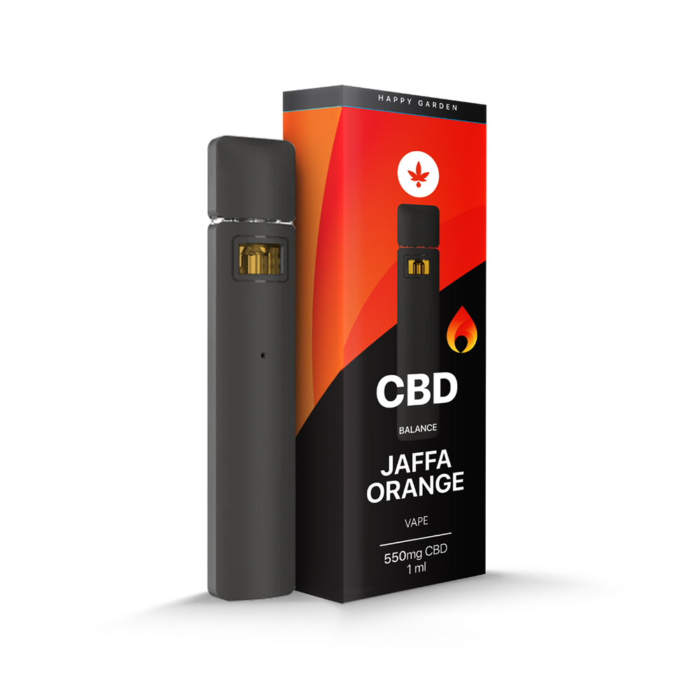 Egy fekete vape pen áll a színes, narancssárga-piros akcentussal díszített doboza mellett. A dobozon a következő felirat olvasható: "CBD Vape - Jaffa Orange ízű párologtató, 550mg, 1ml", a szöveg felett pedig egy kis levél ikon látható.